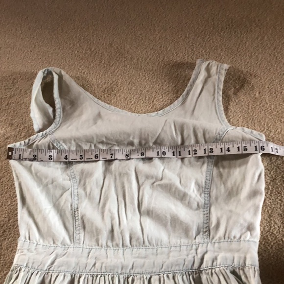 2/30🌻Beautiful soft denim dress embroidered hem Sz M - Picture 8 of 8